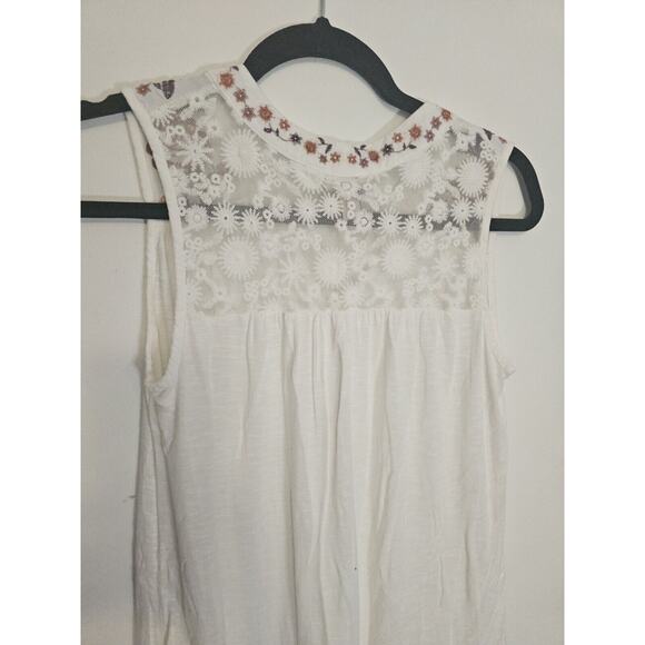 Knox Rose‎ Top White Flowy Boho Tank Feminine Crochet Detail Tassles XS Vneck - Picture 9 of 10